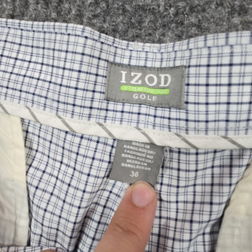 IZOD Golf Shorts Mens 36 White Check Chino Flat Front Casual Golf 10 Inseam - Picture 3 of 12